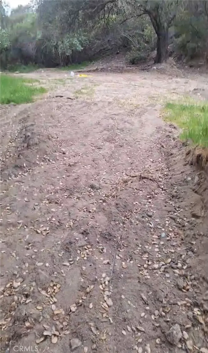 0 Tujunga Tujunga, CA 91042 - Photo 4 of 24 about 1 mile from day st