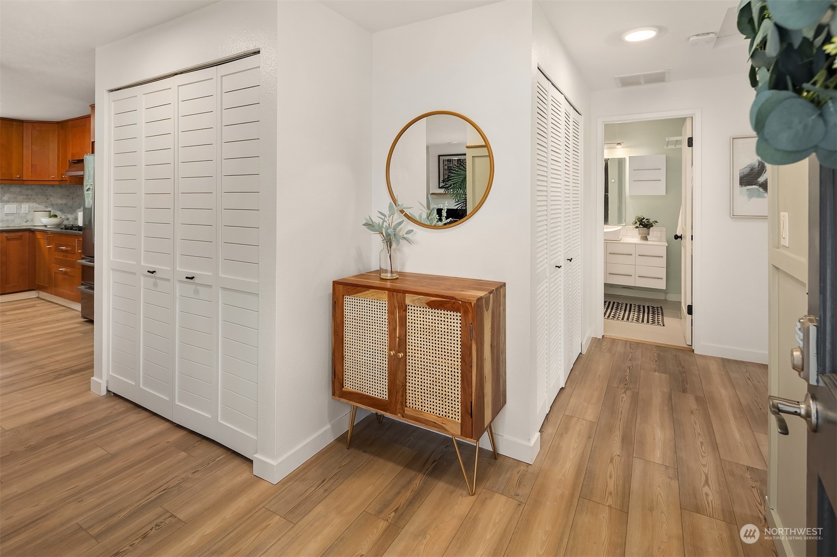 3225 164th Place Southeast Bothell, WA 98012 - Photo 3 of 34 Gallery Image 3