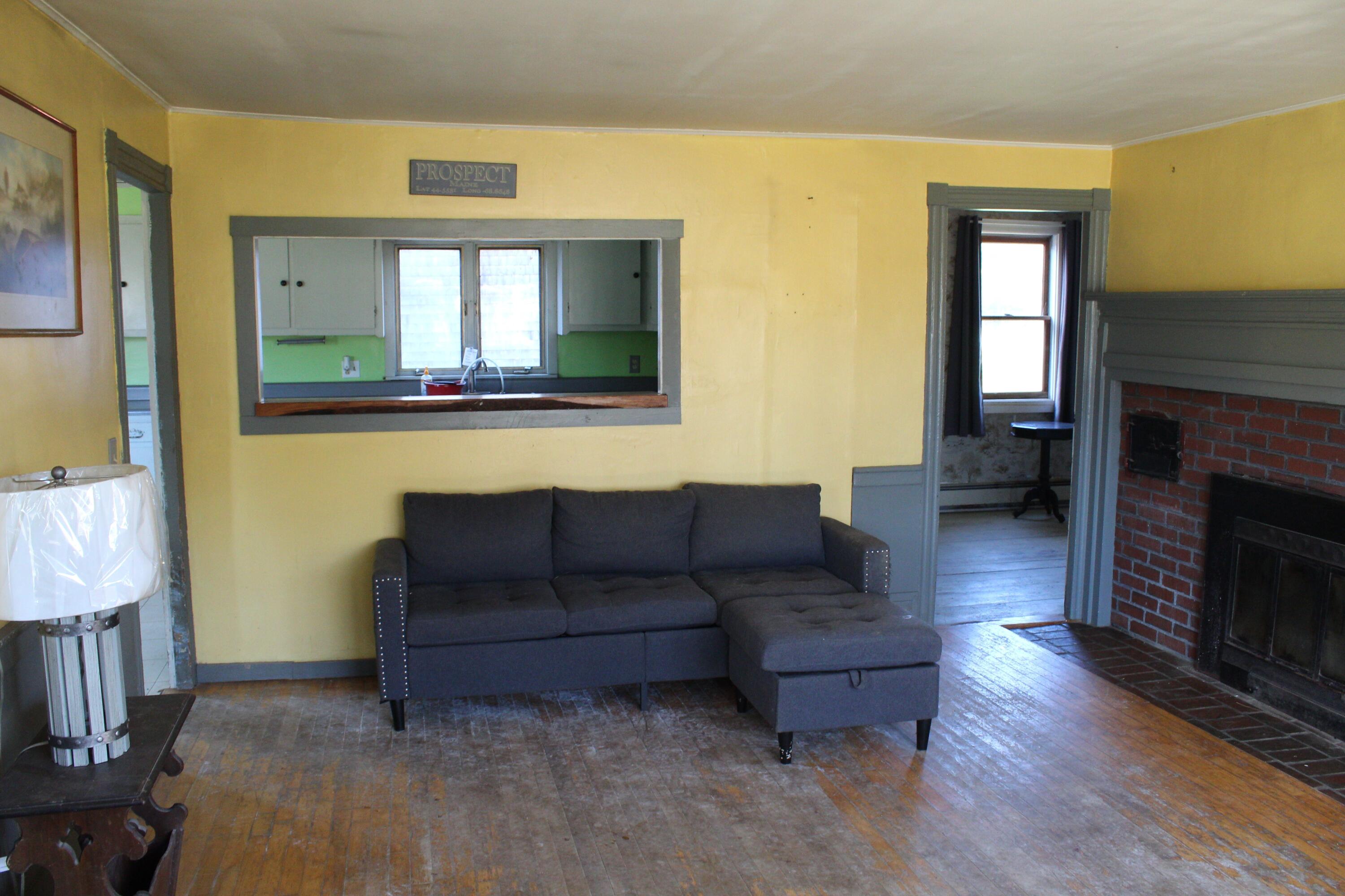 137 Clark Road Prospect, ME 04981 - Photo 12 of 44 Livingroom 4 16 3