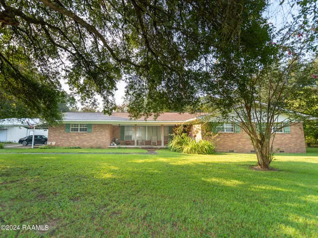 $310,000 | 4661 St Landry Highway, Ville Platte, LA 70586