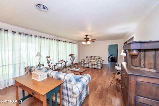 $310,000 | 4661 St Landry Highway, Ville Platte, LA 70586