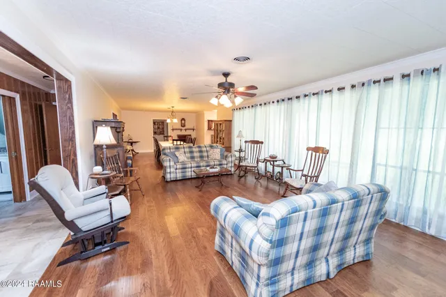 $310,000 | 4661 St Landry Highway, Ville Platte, LA 70586