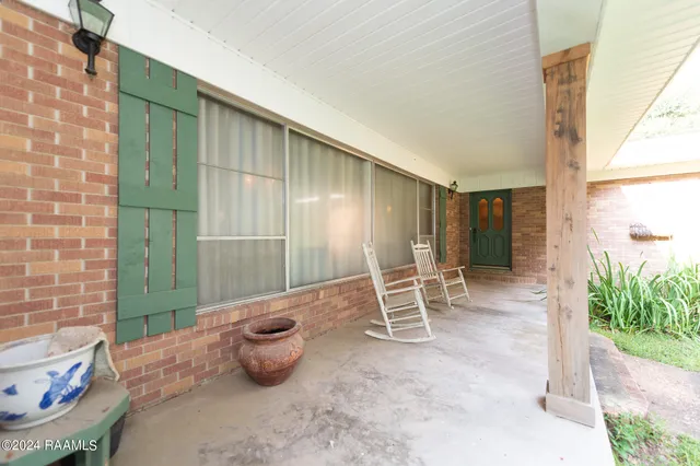 $310,000 | 4661 St Landry Highway, Ville Platte, LA 70586