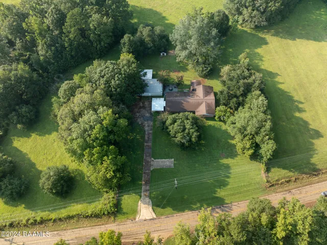 $310,000 | 4661 St Landry Highway, Ville Platte, LA 70586