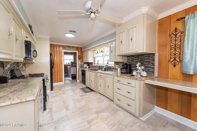 $310,000 | 4661 St Landry Highway, Ville Platte, LA 70586