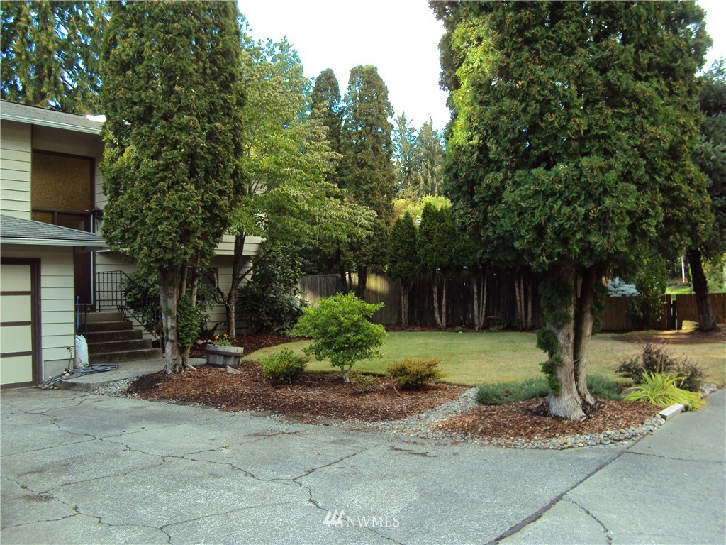 17322 Brook Boulevard Bothell, WA 98012 - Photo 2 of 25