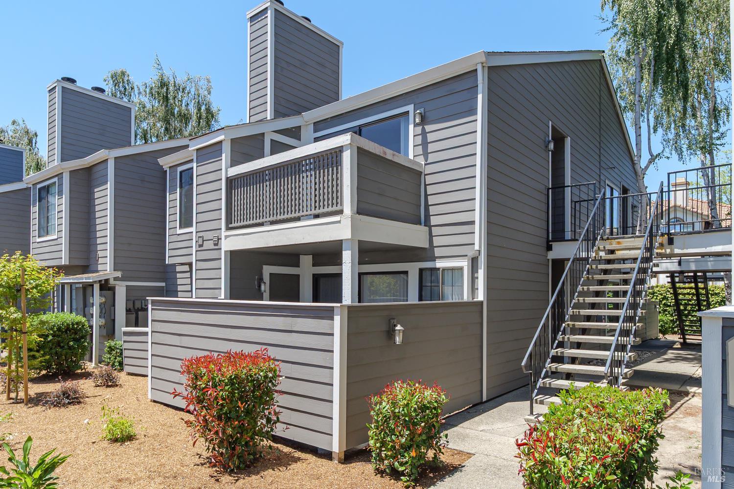 346 Eastridge Drive San Ramon, CA 94582 - Photo 15 of 21 front view of a house with a yard