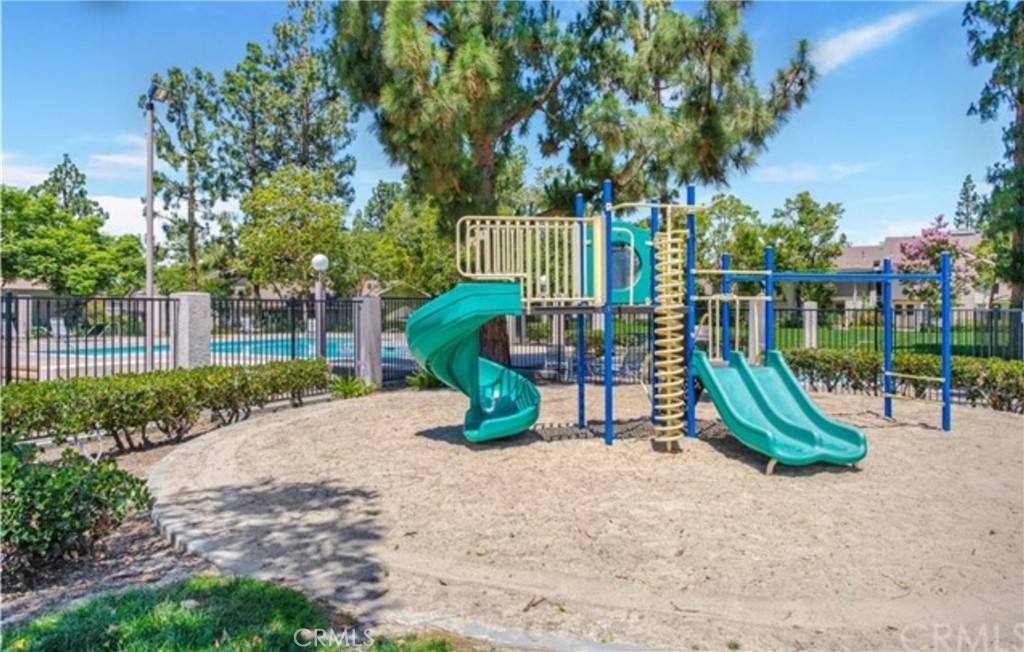 46 Snapdragon, Unit 25 Irvine, CA 92604 - Photo 23 of 24