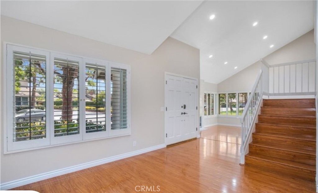 46 Snapdragon, Unit 25 Irvine, CA 92604 - Photo 3 of 24