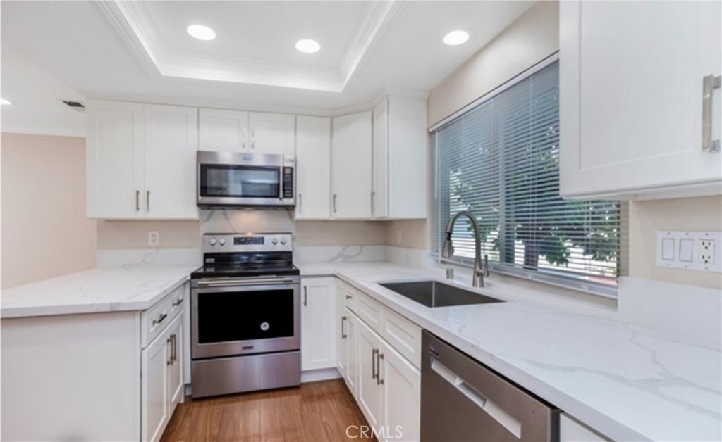 46 Snapdragon, Unit 25 Irvine, CA 92604 - Photo 6 of 24