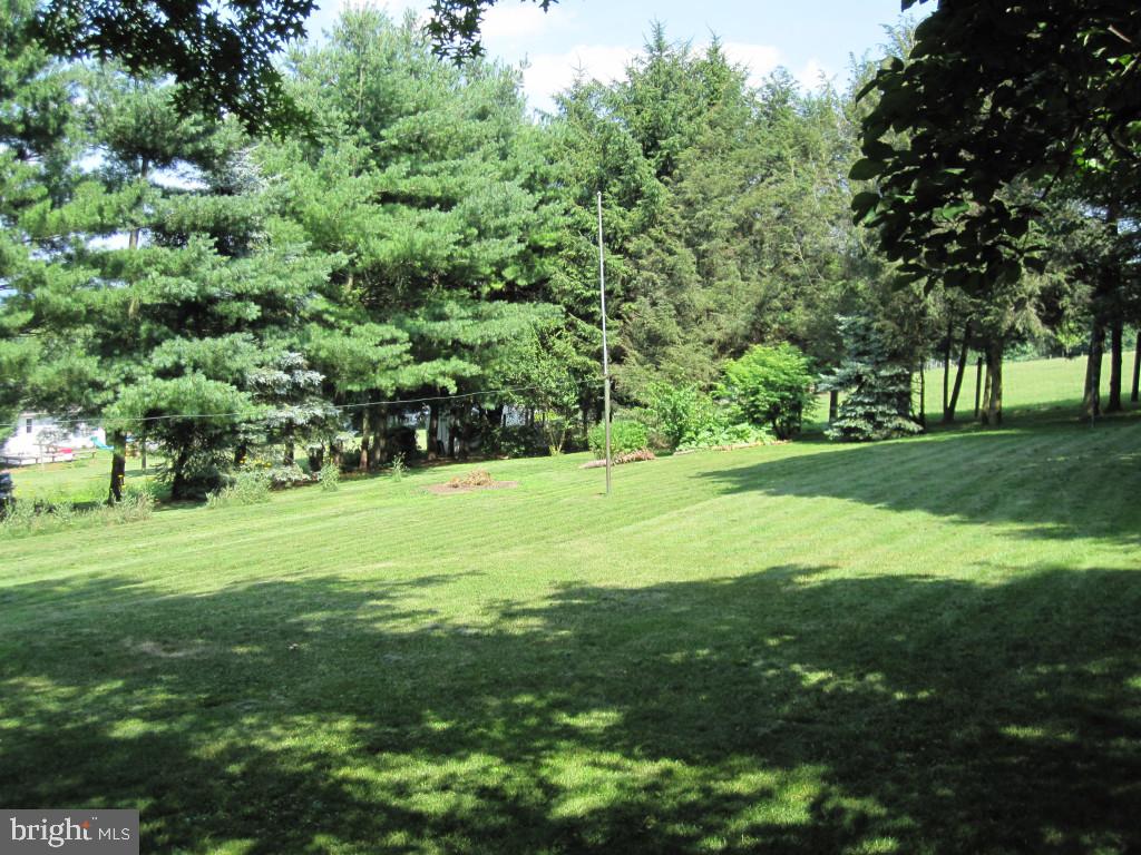 731 Webster Hill Road Lititz, PA 17543 - Photo 24 of 32