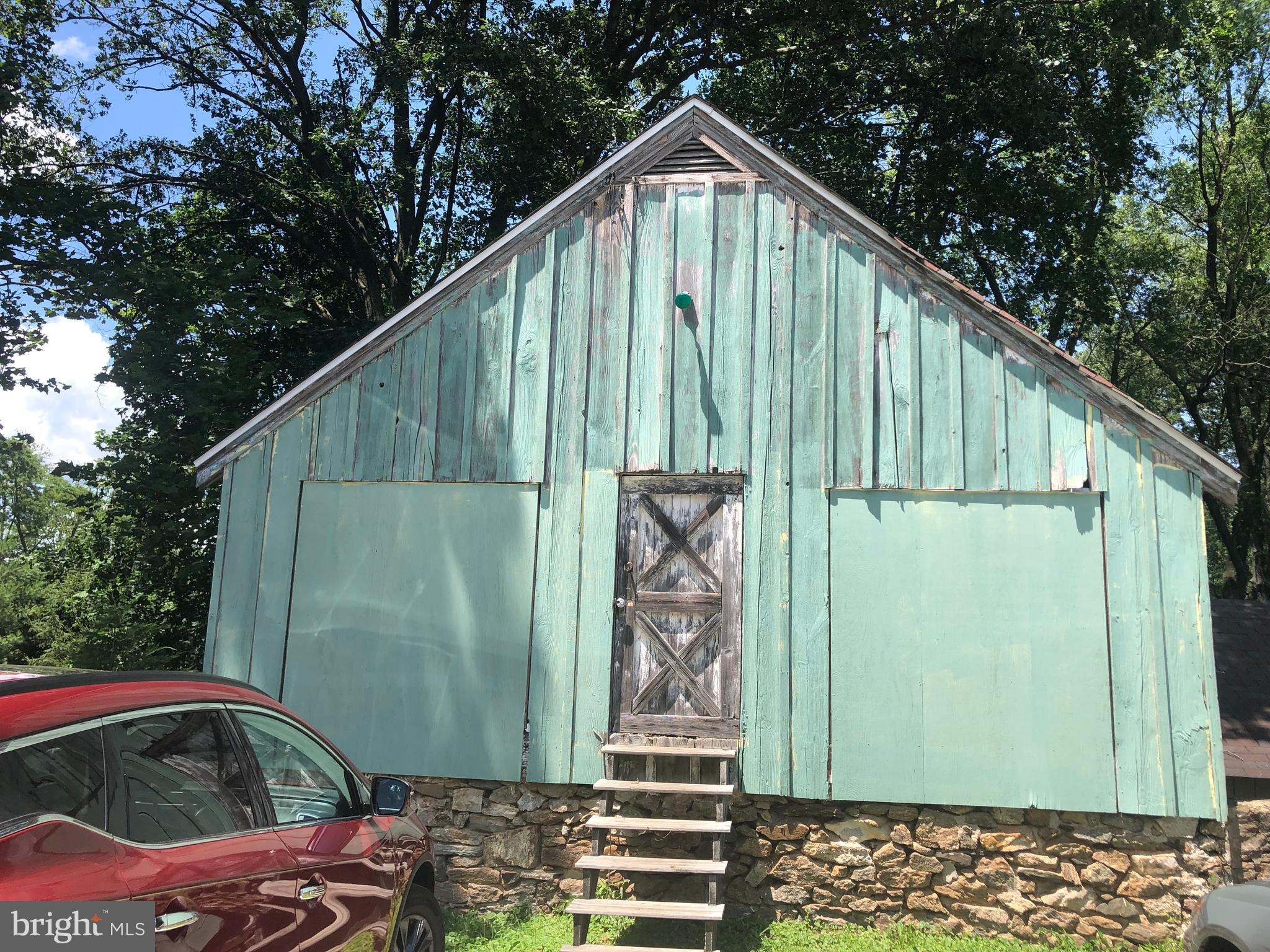 Barn