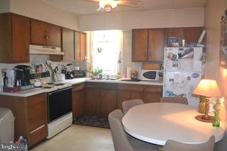 3515 Goshen Road Newtown Square, PA 19073 - Photo 10 of 17 APT. 2 Kitchen