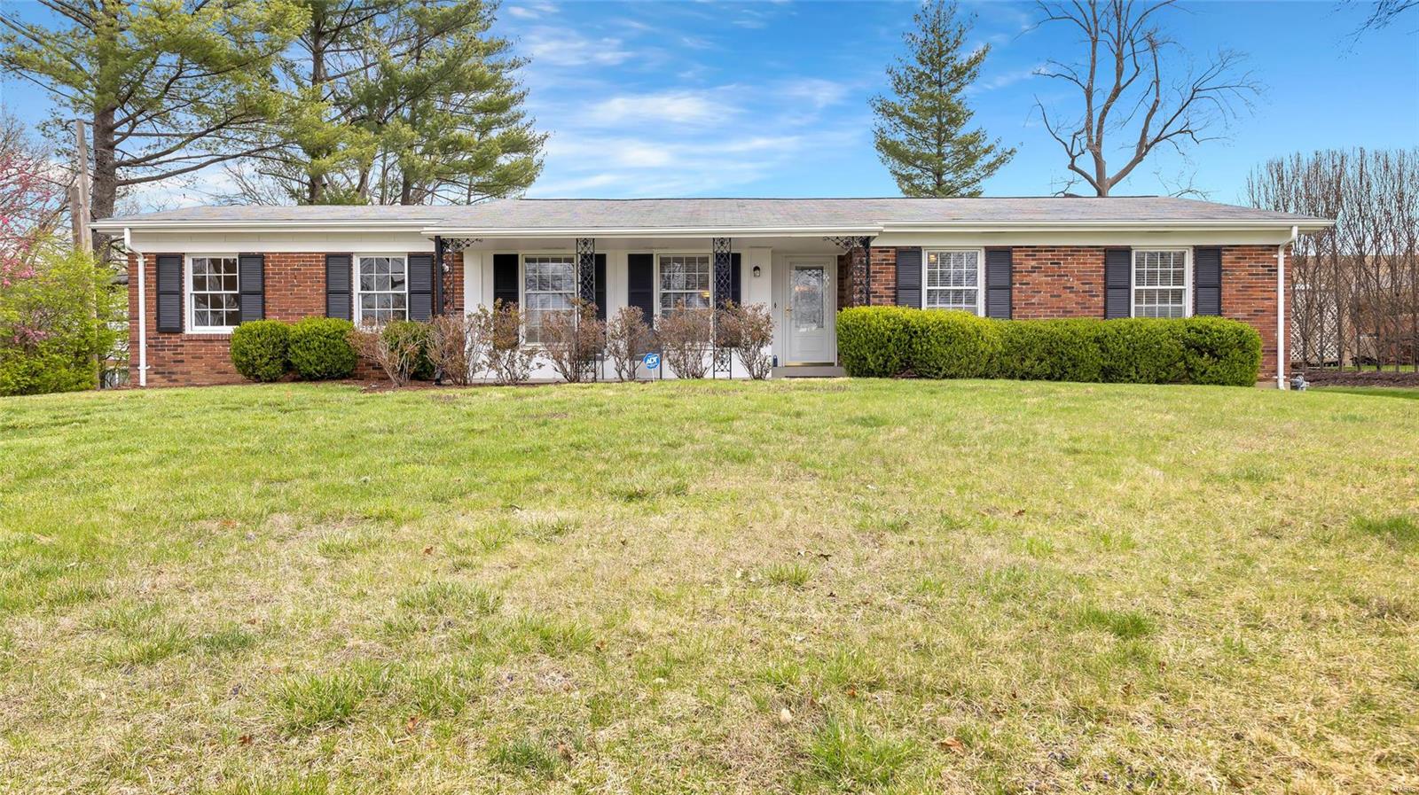 508 Randy Drive St. Louis, MO 63141 - Photo 1 of 34