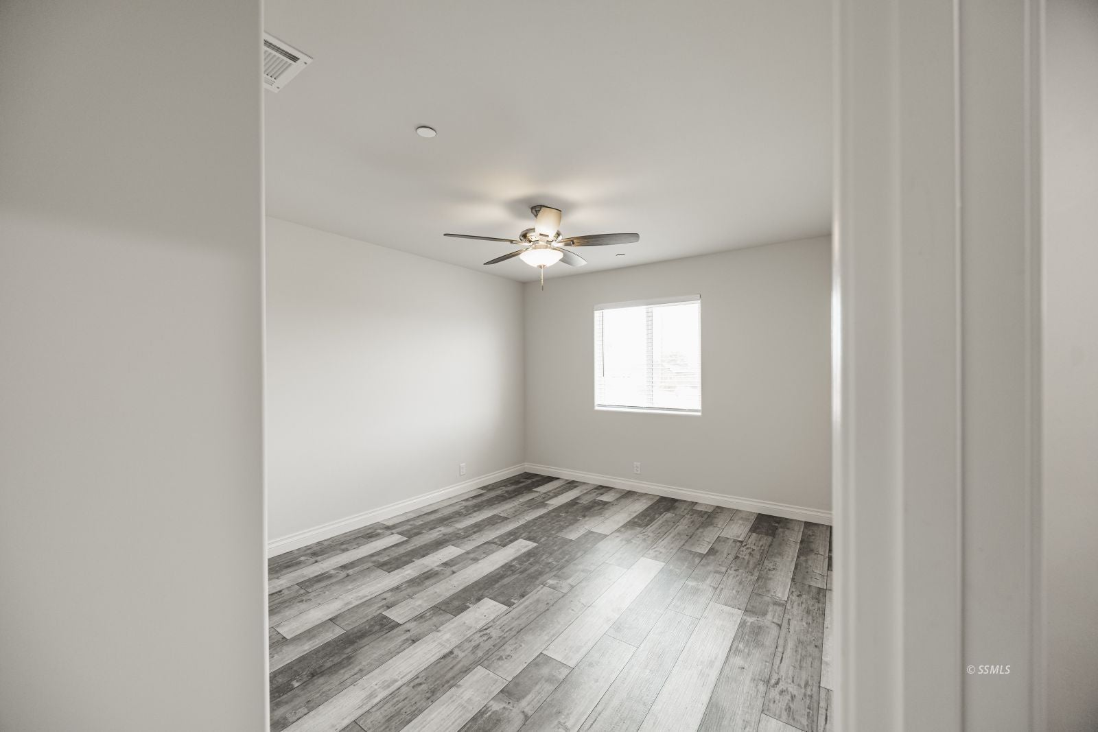 1433 South McCall Street Ridgecrest, CA 93555 - Photo 14 of 38 Gallery Image 14