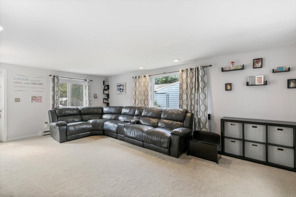 381 Water Street Wakefield, MA 01880 - Photo 19 of 42