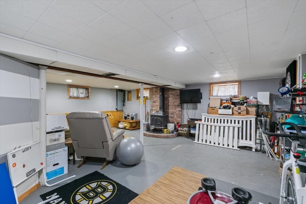 381 Water Street Wakefield, MA 01880 - Photo 29 of 42