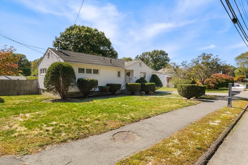 381 Water Street Wakefield, MA 01880 - Photo 38 of 42