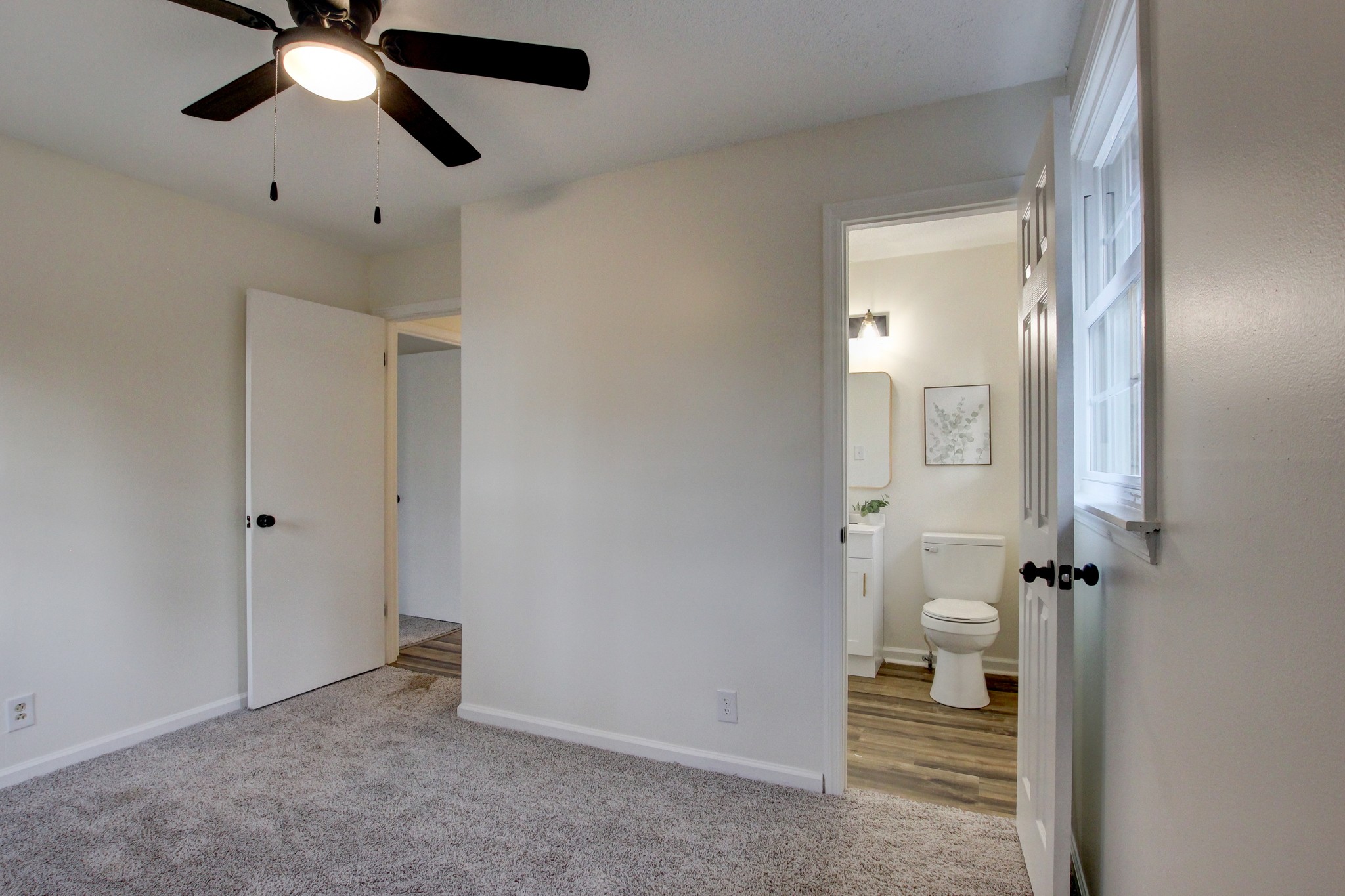 526 Hawkins Road Clarksville, TN 37040 - Photo 9 of 20 Gallery Image 9