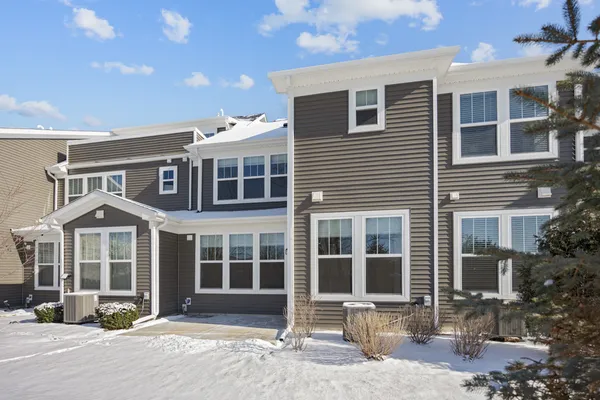 $479,900 | 537 Watercress Drive, Aurora, IL 60504