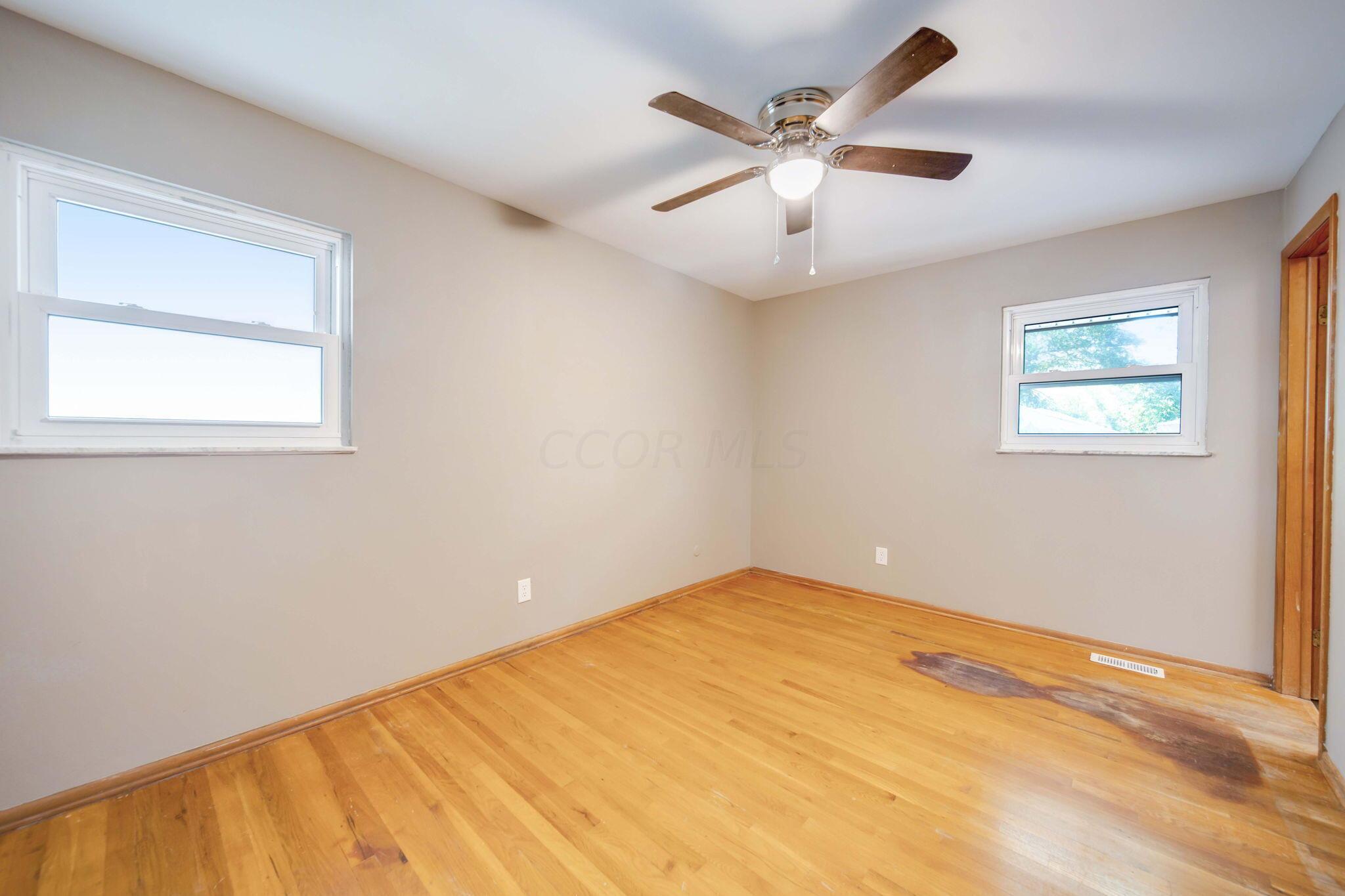 2815 Maywood Road Columbus, OH 43232 - Photo 26 of 45 29-web-or-mls-A7403829_30_31