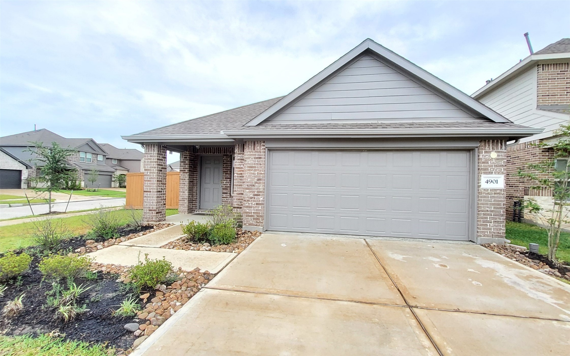 4901 Blue Beetle Rdg Drive Katy, TX 77493 - Photo 4 of 47