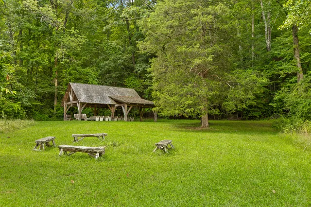 $300,000 | 0 Mountain Parkway, Unit 101, Chickamauga, GA 30707