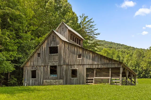 $300,000 | 0 Mountain Parkway, Unit 101, Chickamauga, GA 30707