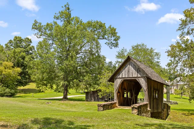 $300,000 | 0 Mountain Parkway, Unit 101, Chickamauga, GA 30707