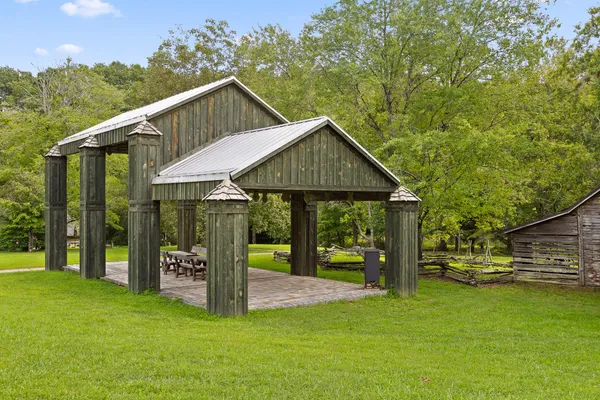 $300,000 | 0 Mountain Parkway, Unit 101, Chickamauga, GA 30707