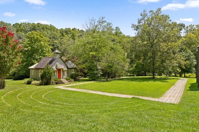 $300,000 | 0 Mountain Parkway, Unit 101, Chickamauga, GA 30707