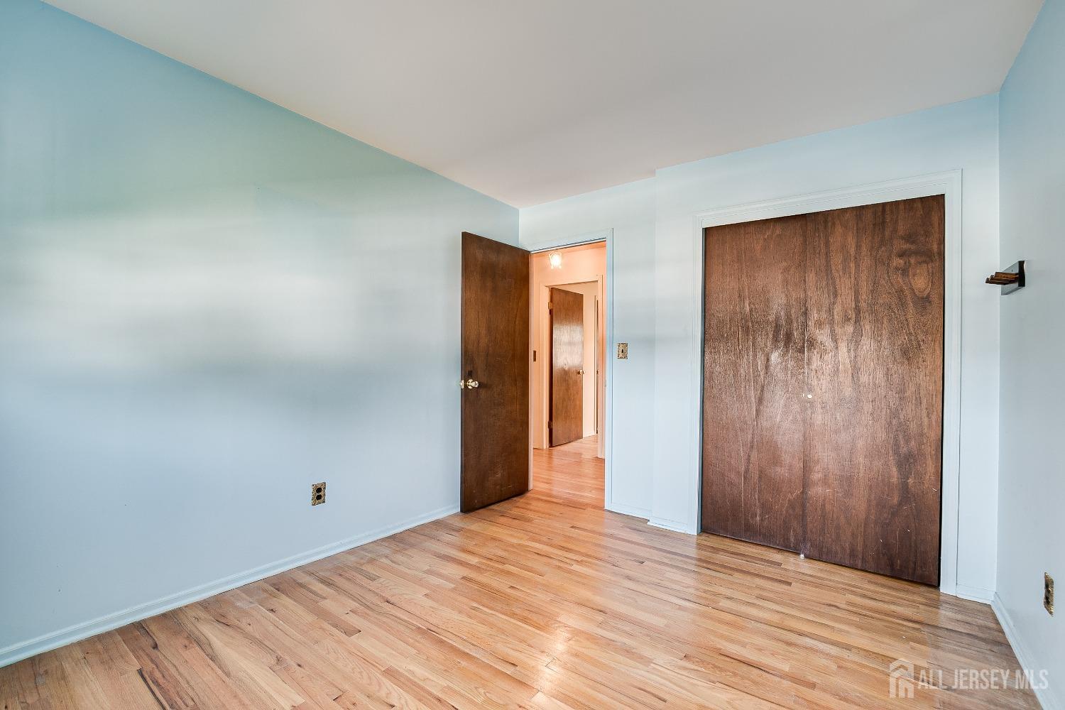 75 Spruce Street Edison, NJ 08837 - Photo 36 of 52 Gallery Image 36
