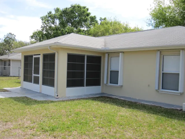 $1,725 | 171 Americana Boulevard Northeast, Palm Bay, FL 32907