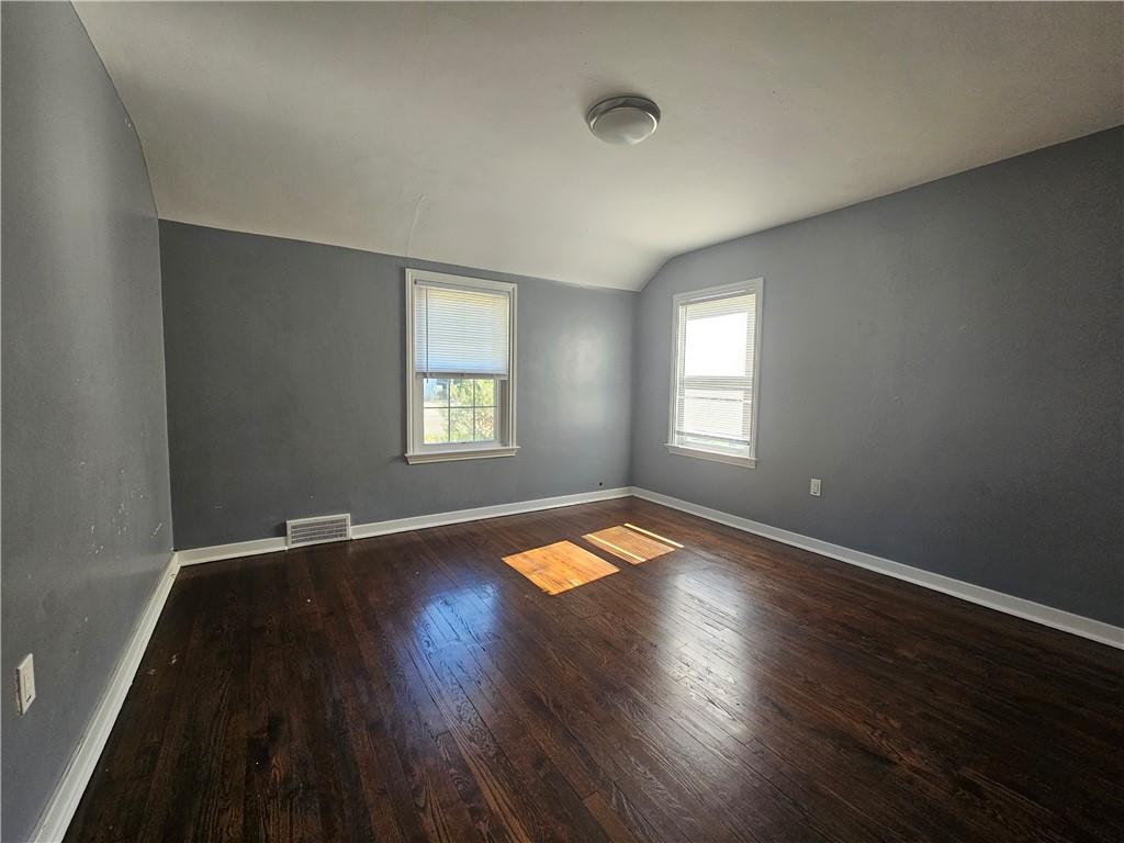 5462 Library Road Bethel Park, PA 15102 - Photo 16 of 29 Gallery Image 16