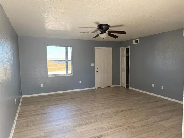 $1,200 | 115 Freeze Lane, Rockport, TX 78382