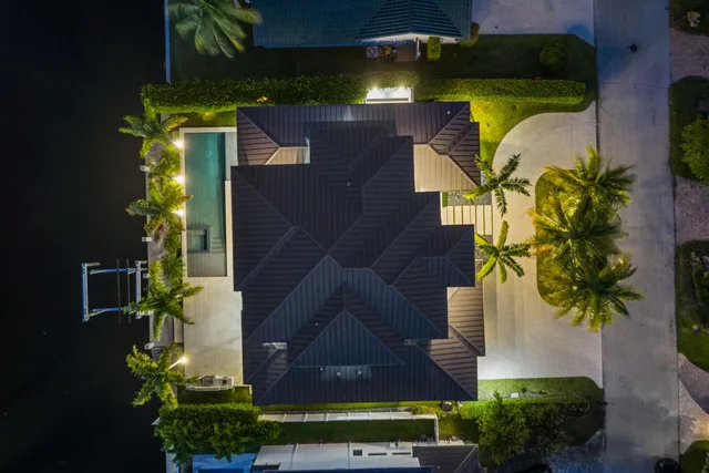 $5,695,000 | 933 Allamanda Drive, Delray Beach, FL 33483