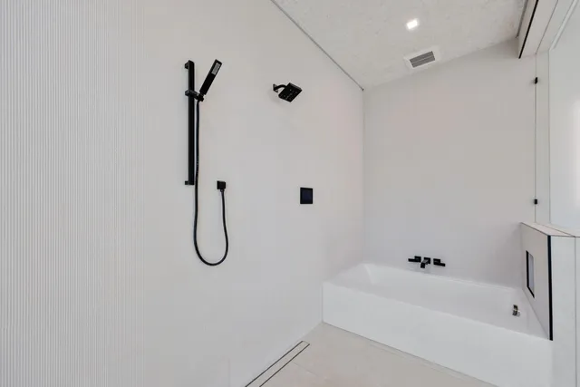 $5,695,000 | 933 Allamanda Drive, Delray Beach, FL 33483