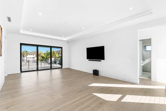 $5,695,000 | 933 Allamanda Drive, Delray Beach, FL 33483