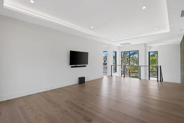 $5,695,000 | 933 Allamanda Drive, Delray Beach, FL 33483