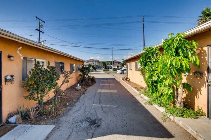 548 Flower Street Chula Vista, CA 91910 - Photo 1 of 17