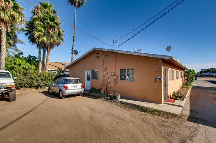 548 Flower Street Chula Vista, CA 91910 - Photo 3 of 17