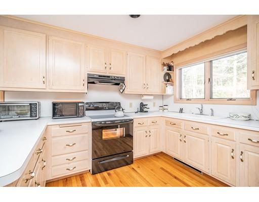 26 Porcupine Point Road Tolland, MA 01034 - Photo 9 of 30 Gallery Image 9