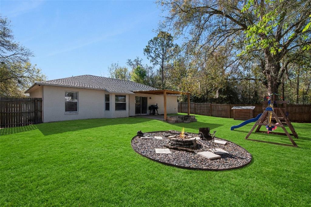 56 Hemlock Radiel Ocala, FL 34472 - Photo 3 of 28