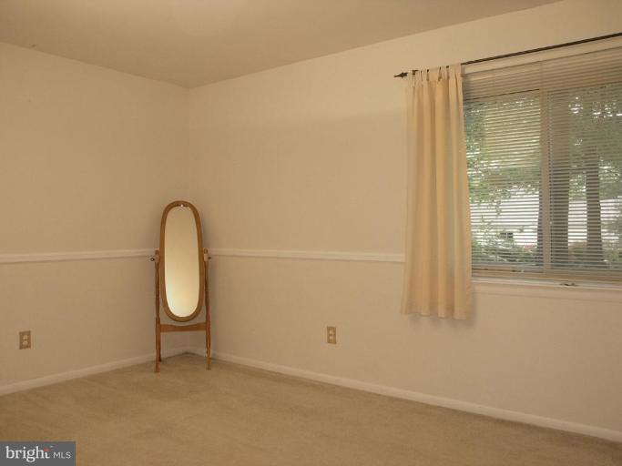11414 Turnmill Lane Reston, VA 20191 - Photo 8 of 12 Bedroom #2