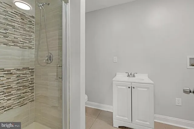 $267,000 | 417 North Montgomery Street, Trenton, NJ 08618