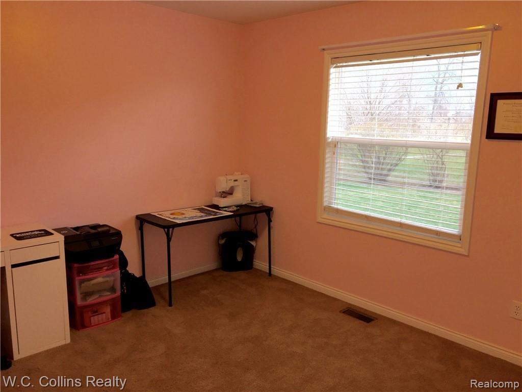 33494 Farmview Lane Fraser, MI 48026 - Photo 14 of 26