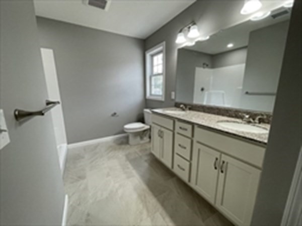 1304 Sumner Springfield, MA 01118 - Photo 14 of 30