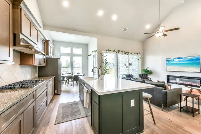 $4,200 | 28289 Emerald Bend, Spring, TX 77386