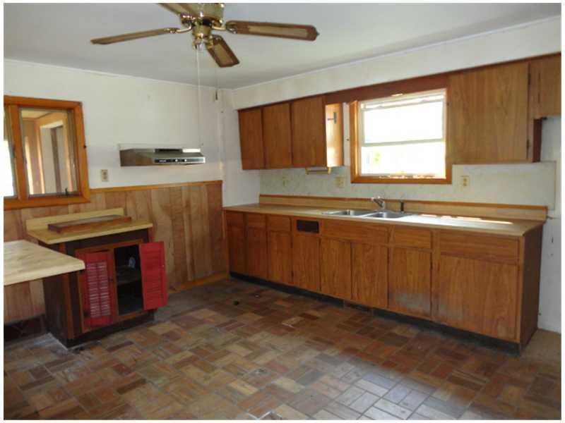 101 Falls Road Waterville, ME 04901 - Photo 2 of 24 Kitchen.