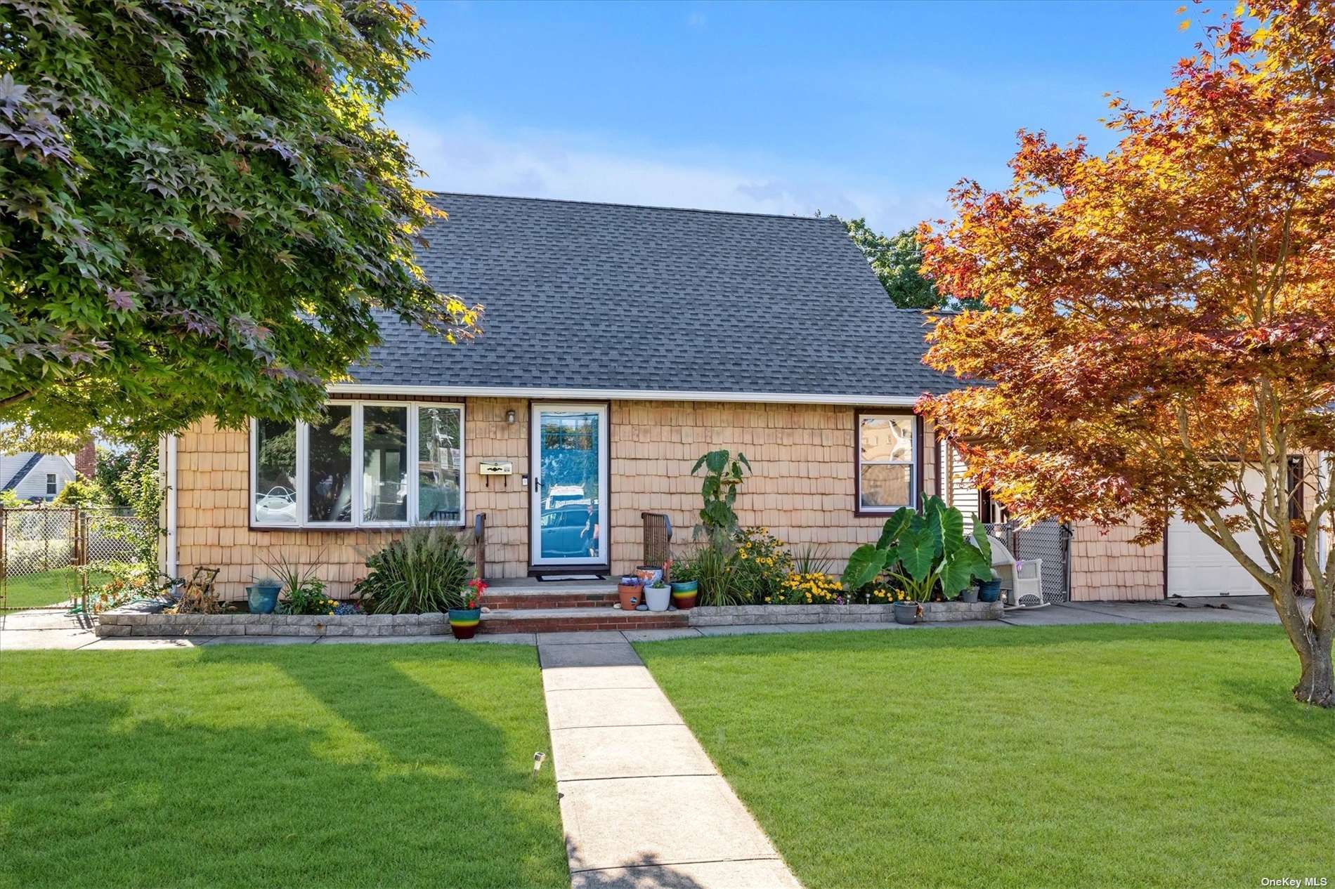 66 Albertson Avenue, Albertson, NY 11507 Compass